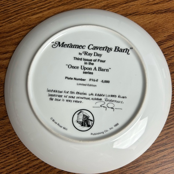 Decorative Plate with Autumn Scene - Picture 2 of 2